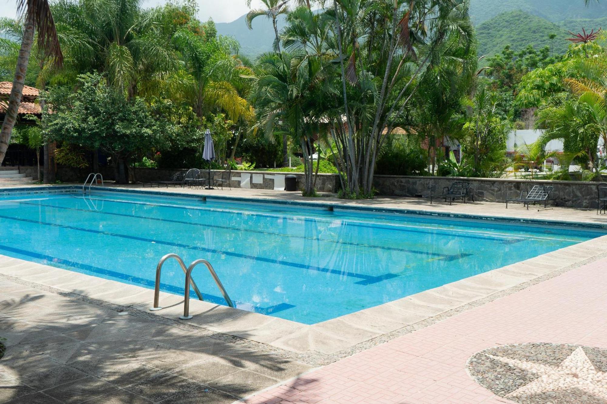 Capital O La Joya Del Lago Ajijic Extérieur photo